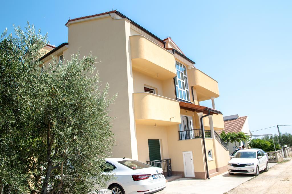 Palatium * Kaštela
