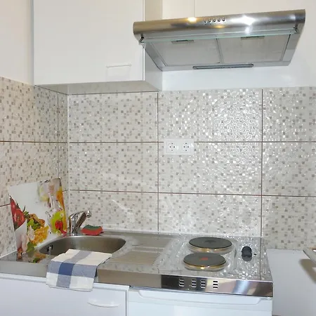 Apartments Palatium Kastela Exterior photo